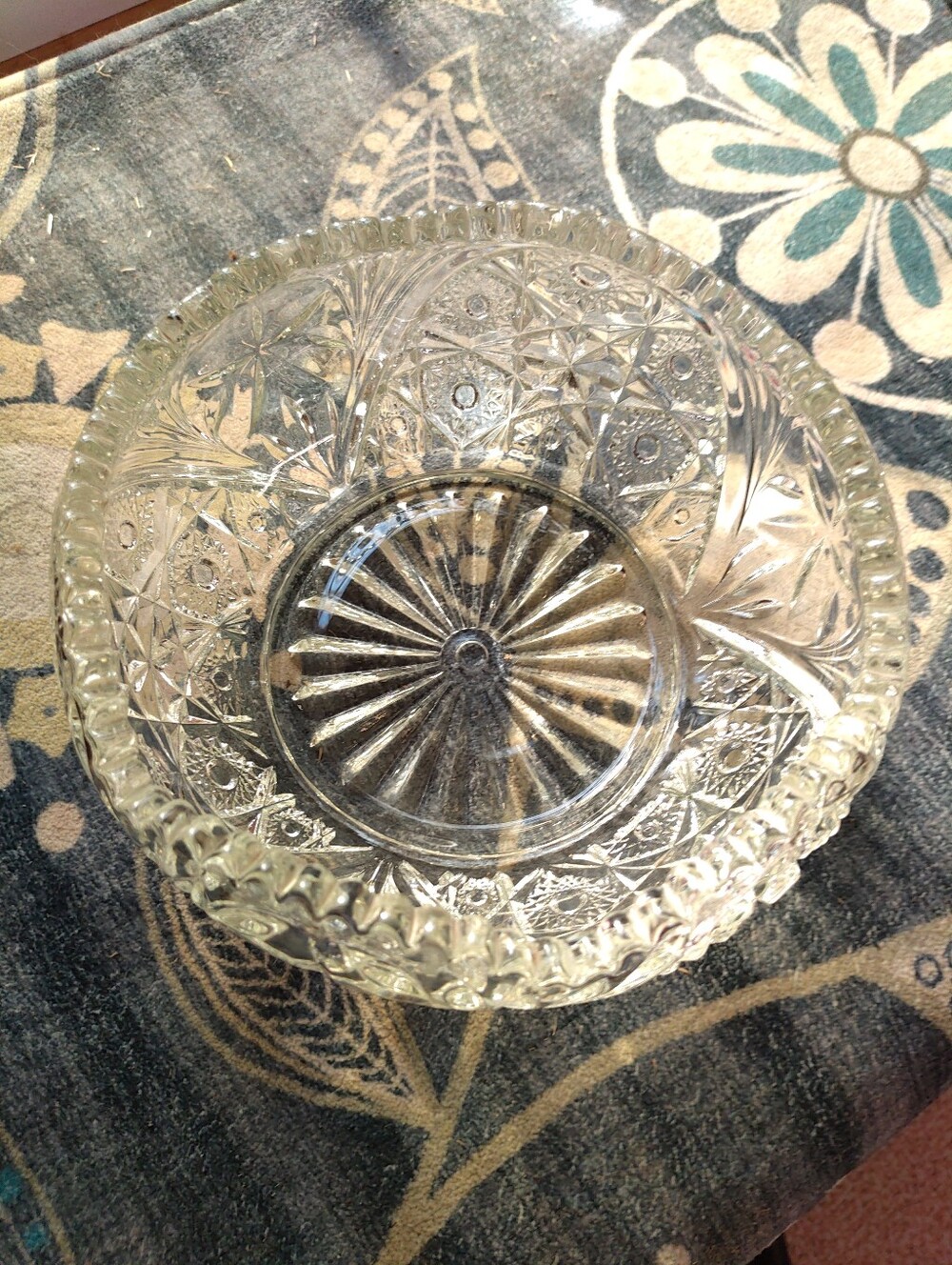 Vintage Clear Pressed Glass Bowl Pinwheel Starburst Sawtooth Scalloped Rim